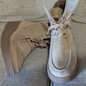 Sonoma Brown Textured Sole